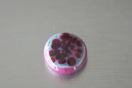 Ringtop glasbead koper donkerrubino verwisselbaar. - 1