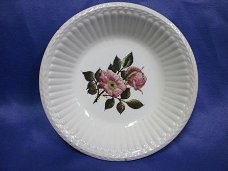 WEDGWOOD ,briar rose dessertschaaltje.nieuw