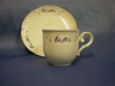 Villeroy en Boch mokka-kop en schotel,1x VAL BLeu...... plus 1x VIEUX