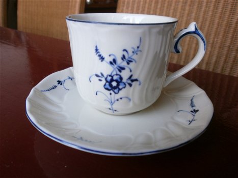 Villeroy en Boch mokka-kop en schotel,1x VAL BLeu...... plus 1x VIEUX - 4