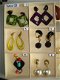 Verzameling retro broches en oorbellen en sjaalclip serie 2 - 1 - Thumbnail