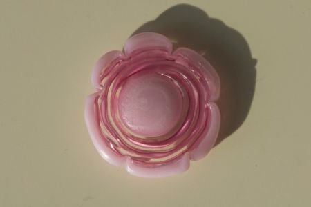 Ringtop glasbead roze met lint bloem verwisselbaar. - 1