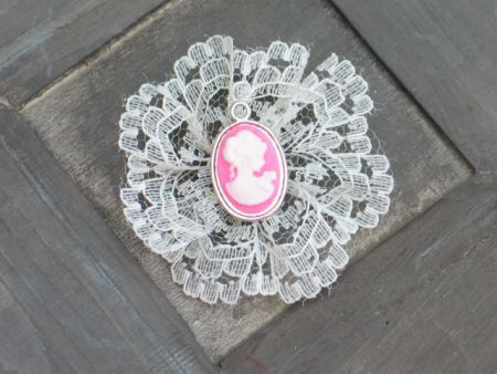 cameo 18x13 with silver frame charms pink - 1