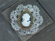 cameo 24x10 with frame charms black