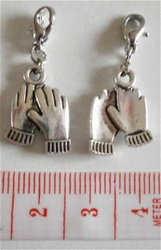 Charm handschoenen / wanten 18 x 13 mm. - 1