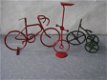3 retro fietsen van ijzer voor poppenhuis of verzamelaar - 1 - Thumbnail