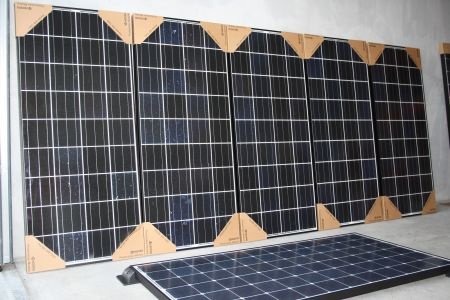 Goedkope Platdakmontage Zonnepanelen op kunststof bakken - 1