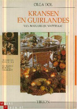 Dol, Olga; Kransen en Guirlandes (van natuurlijk materiaal) - 1