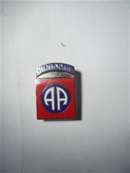 US 82ste Airborn pin - 1