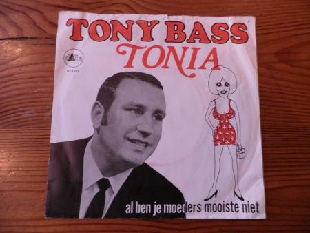 Tony Bass Tonia - 1