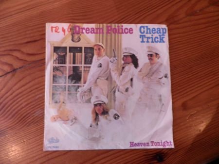 Cheap trick Dream Police - 1