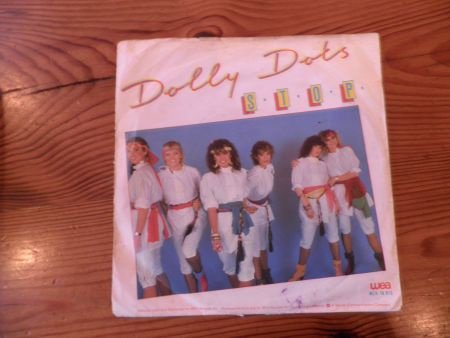 Dolly Dots STOP - 1