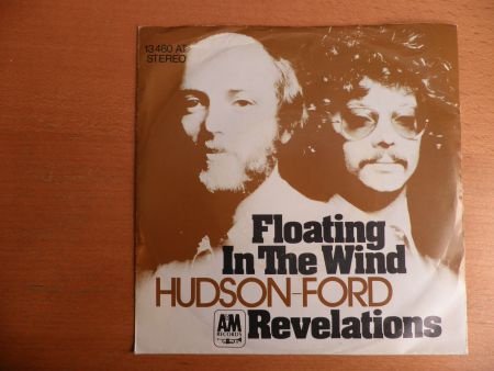 Hudson – Ford Floating in the wind - 1
