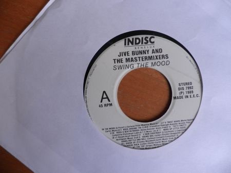 Jive Bunny &the mastermixers Glen Miller Medley - 1