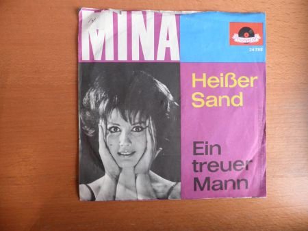 Mina Heisser Sand - 1