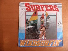 Surfers   Windsurfin