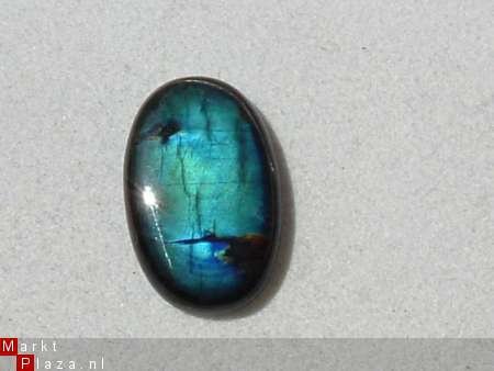 Cabochon EYE-CATCHER Spectroliet 23*14*4mm - 1