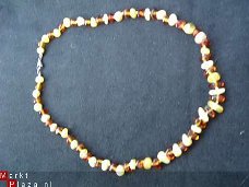 **ZOMERAKTIE !! **Amber geknoopt collier #N7