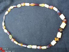 **ZOMERAKTIE !! **Amber geknoopt collier #N8