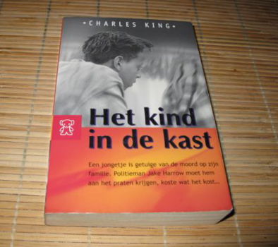 Charles King - Het kind in de kast - 1