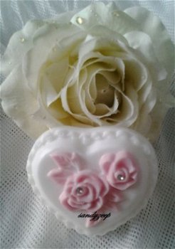 zeep zeepjes/groot hart met rozen - 1
