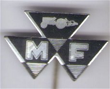 M.F. blik tractor speldje ( B_071 )