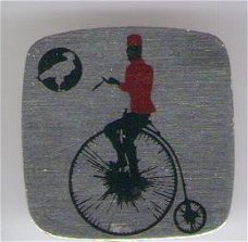 antieke fiets blik speldje ( C_167 )