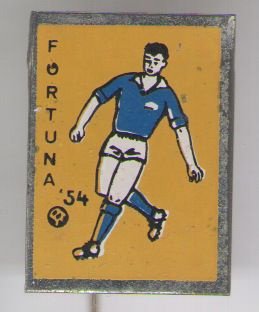 Fortuna '54 blik voetbal speldje ( Y_020 ) - 1