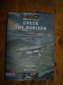KLU boek : check the horizon (Joegoslavie) - 1