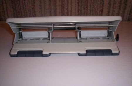 Leitz perforator - 3