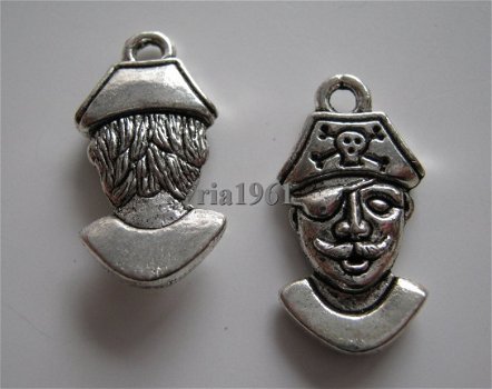 bedeltje/charm sprookjes : piraat - 20x11 mm - 0