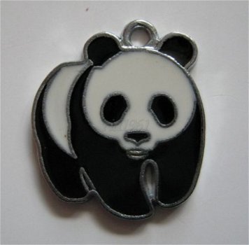 bedeltje/charm emaille :panda 2 - 25x21 mm (nog 5 st.) - 1