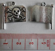 Sprookjes : Piraten : Bedel piratenvlag 21 x 19 mm.