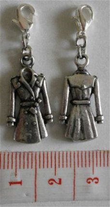 Kleding : Charm regenjas 23 x 12 mm.