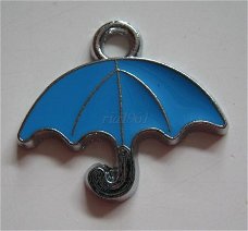 bedeltje/charm emaille:paraplu blauw - 21x19 mm (nog 6 st.)