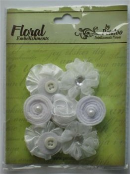 By pataloo fabric flowers white - 1