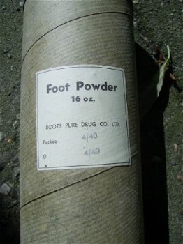 Eng. foot powder 1940 - 1