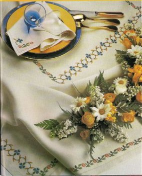 borduurpatroon 7278 kleurige bloemslingers - 1