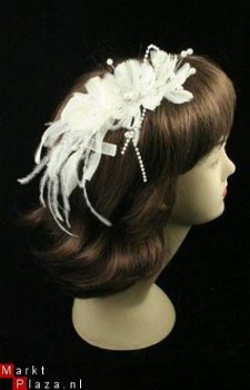 HAAR CORSAGE ROOD - 1