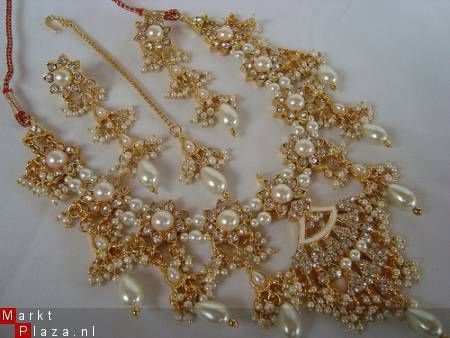 PAREL BRUIDS KETTING SET UIT INDIA 3 DELIG - 1