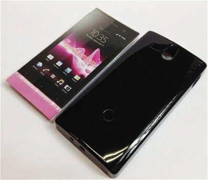 Gel Silicone hoesje Sony Xperia U zwart, Nieuw, €6.99 - 1