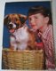 Kinderkaart hond in mand met meisje - 1 - Thumbnail