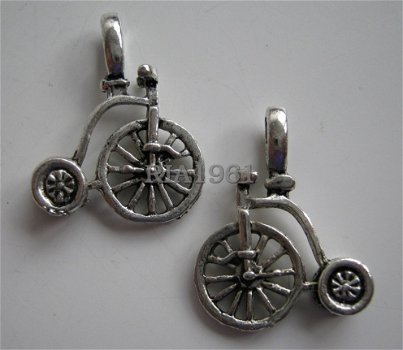 bedeltje/charm vervoer:fiets antiek - 23x18 mm - 1