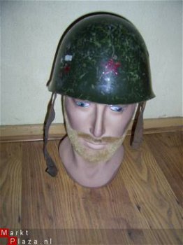 Bulgaarse helm 2de type - 1