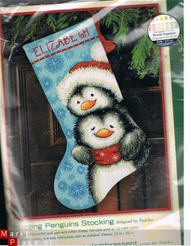 Dimensions Nieuw Collectie Hugging Penquins Stocking - 1