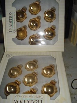 5 dozen met 9 gouden kerstballen 4cm totaal 45 kerstballen - 1