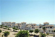 Luxe koop appartementen direct aan het strand en golf, Costa