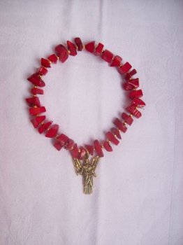 armband bloedkoraal met gouden engel hanger rood koraal - 1
