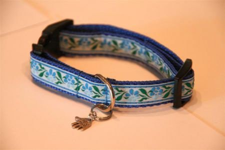 Blauwe bloemetjes halsband voor kleine hond . - 1