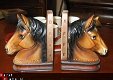 Boekensteunen paardenhoofden - 1 - Thumbnail